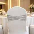 Silberne elastische Pailletten-Stuhlhusse mit glitzernder Strassschnalle für Hochzeit - 15cm*35cm / Silber