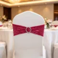 Fuchsiafarbene Pailletten Stuhlschleife mit Strassschnalle für Hochzeitsbankette - 15cm*35cm / Fuchsia