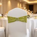 Olivgrüne elastische Pailletten Stuhlschärfe mit Strassschnalle für Hochzeitsbankette - 15cm*35cm / Matcha-Grün