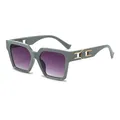 Gafas de sol cuadradas de moda con montura verde salvia y lentes degradadas moradas - Marco Gris Brillante Lentes Gris Degradado