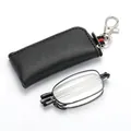 Kompakte faltbare Lesebrille mit Blaulichtfilter und schwarzem strukturiertem Lederetui - 1.00 Dioptrien / Schwarz (Mit Etui)