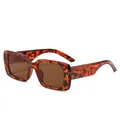 Modische Sonnenbrille mit eckigem Rahmen in Schildpattoptik und braunen Gläsern für Damen - Schildpatt Rahmen Tee Gläser