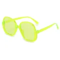 Lunettes de soleil carrées oversize vert fluo pour femmes, design rétro et tendance - Monture Verte / Verres Verts