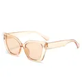 Retro-Cateye-Sonnenbrille für Damen mit transparentem champagnerfarbenem Rahmen - Hellteefarbener Rahmen Transparente Teelinse