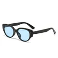 Trendige Cat-Eye-Sonnenbrille mit schwarzem Rahmen und hellblauen Gläsern für Damen - Schwarzer Rahmen Blaue Gläser