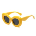 Gafas de sol de moda con montura de burbuja amarilla para mujer con lentes oscuras ovaladas. - Montura Amarilla Lentes Grises