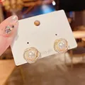 Eleganti orecchini a perno in stile francese con perla, spirale oro e argento S925 - Stile Perla Bianca / Bianco
