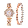 Detailweergave van de elegante dameskwartshorloge in roségoud met strass en armband - A25 Roségoud Met Drievoudige Diamanten Armband
