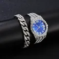 Luxus Herren Hiphop Uhr Set mit blauem Zifferblatt, römischen Ziffern und Diamantbesatz - Uhren- und Armband-Set / Silbernes Armband Blaues Zifferblatt + Silbernes Armband
