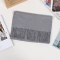 Eleganter weicher Schal aus grauem Kaschmir-Imitat mit modischen Fransen für den Winter - 33-180cm / Grau