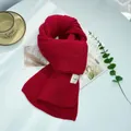Kuscheliger roter Grobstrickschal für Damen, dicker warmer Winterschal mit Rippenmuster - Rot / 25-160cm