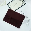 Eleganter dunkelburgunderroter Schal aus Kaschmirimitat mit stilvollen Fransenabschlüssen - 33-180cm / Kaffeebraun
