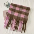 Kuscheliger rosa-braun karierter Schal in Mohair-Optik mit weichen langen Fransen für Winter - Kleine Version (30-200cm) / Rosa-Braun Karo