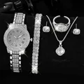 Elegantes 5-teiliges Silberschmuck-Set mit Strassuhr, Armband, Halskette, Ring und Ohrringen. - 5-teiliges Set / Silber Römisches Zifferblatt