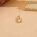 Elegante ciondolo in rame dorato con incastonatura ottagonale in zirconi cubici. - Stile Ottagono Oro-Pietra Bianca (T0033)
