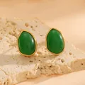 Élégantes boucles d'oreilles en acier inoxydable doré avec pierres œil-de-chat vertes - Boucles d'Oreilles Clous Vertes (A621) / Or