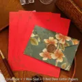 Retro embossed floral envelope and red deer letter paper stationery set for invitation - Envelope + 3 Sheets of Red Deer Letter Paper + 1 Wax Seal / 11x16cm / Green
