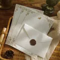 Set di cancelleria vintage con carta da lettere cervo bianco, busta e sigillo di ceralacca - Bianco / 1 Busta + 3 Carte Cervo Bianco + 1 Adesivo Sigillo di Ceralacca