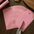 Elegante carta da lettere vintage rosa con motivi a rose dorate per lettere romantiche - 1 Foglio / Rosa Festonato / A5