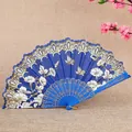 Abanico plegable chino azul con elegantes mariposas y flores para danza y Hanfu - Azul Zafiro