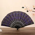 Abanico plegable de encaje negro con lentejuelas moradas - Azul claro