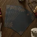 Carta da lettere nera vintage con elegante motivo a rosa bronzo per lettere d'amore - 1 Foglio / Bordo a Onde Nero / A5
