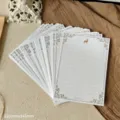 Carta da lettere bianca in stile retrò con elegante motivo di cervo dorato e bordi. - Cervo / 1 Foglio / Bianco / A5