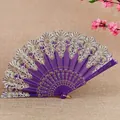 Eleganter lilafarbener Fächer im chinesischen Stil mit Goldspitze für Tanz und Dekoration - Lila