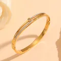 Detailopname van gouden roestvrijstalen armband met Romeinse cijfers en diamanten - 金色罗马数字镶钻款(H320)