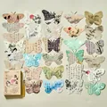Set mit 30 schmetterlingsförmigen Postkarten im chinesischen Stil mit Tuschemalerei - Südlich des Jangtse / 30 Blatt