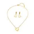 Elegante goudkleurige titaniumstalen ketting en hartjes oorbellen set met witte schelp. - Ketting & Oorbellen Set (K301-K204) / Goud / Zwarte Schelp