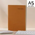 A5 braunes Kunstleder Business Notizbuch mit Büro Setup - A5 / Nubuck Textur Stil (220 Seiten) / Braun