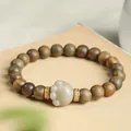 Green sandalwood beaded bracelet with cute white cat paw pendant and gold accents - Verawood Green Cat Paw Style / Green