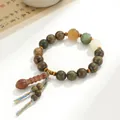 Natural green sandalwood Buddhist beads bracelet with carved jade-like accents - Buddhist Prayer Beads / 12mm / Green