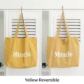 Bolso tote informal de nailon amarillo reversible con diseño a cuadros y letras Miracle - Amarillo Reversible