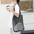 Bolso de hombro de malla de algodón negro tejido a mano con bolsa interior blanca - Negro