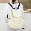Mochila de nailon plisado blanco crema de estilo japonés con gran capacidad y tapa - Blanco Roto