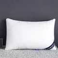 Almohada de hotel premium de algodón blanco con doble vivo - Almohada Baja de un Solo Lado / Blanco