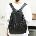 Schwarzer Rucksack aus Nylon mit Kordelzug im minimalistischen Korea-Stil - Schwarz