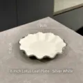 Élégante assiette en céramique blanche feuille de loto 8 pouces à bord argenté - 8 pouces / Argent