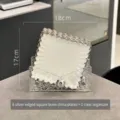 Σετ 6 ασημί κυματιστά τετράγωνα κεραμικά πιάτα με διαφανή βάση αποθήκευσης - 6 Τετράγωνα Πιάτα + Διαφανή Βάση / Σετ 6 Πιάτων Με Βάση / Ασημί
