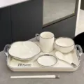 Service de table de 7 pièces en céramique blanche élégante avec motif côtelé et plateau - Vertical pattern series 7-piece set c style