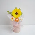 Handgemaakt gebreid zonnebloemboeket in een roze geschenkemmer voor afstuderen cadeau - Zonnebloem Knuffel Emmer