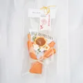 Handgebreid zonnebloemboeket in levendige oranje verpakking, perfect als cadeau voor leraren - Garen Zonnebloem Boeket / Met Kaart en Draagtas