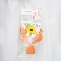 Handgebreid zonnebloemboeket in een transparante cadeautas voor leraren en afstuderen - Zonnebloem Boeket / Met Kaart en Draagtas