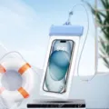Pochette étanche bleue pour téléphone avec lanière pour la plage et la dérive - Jusqu'à 7.2 Pouces / Bleu Nuage