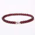 Elegantes 4mm Granat- und schillerndes Mondstein-Perlenarmband mit 14k Gold-Akzenten - 4mm Granat Mondstein Armband
