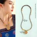 Collar de cuentas de ojo de tigre natural con un colgante oriental chapado en oro - Collar Giratorio de Ojo de Tigre Amarillo Natural 3mm / 33cm+5cm