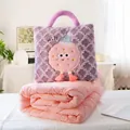 Lindo combo 2 en 1 de almohada y manta de felpa de galleta con asa en púrpura y rosa - 35x35cm Plegado (100x150cm Desplegado) / Púrpura - Galleta de Fresa