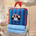 Cojín manta 2 en 1 de felpa a rayas con lindo diseño de perro de dibujos animados azul - Perro Morado / Almohada 35x35cm/Manta 100x165cm / Azul Púrpura Rayas